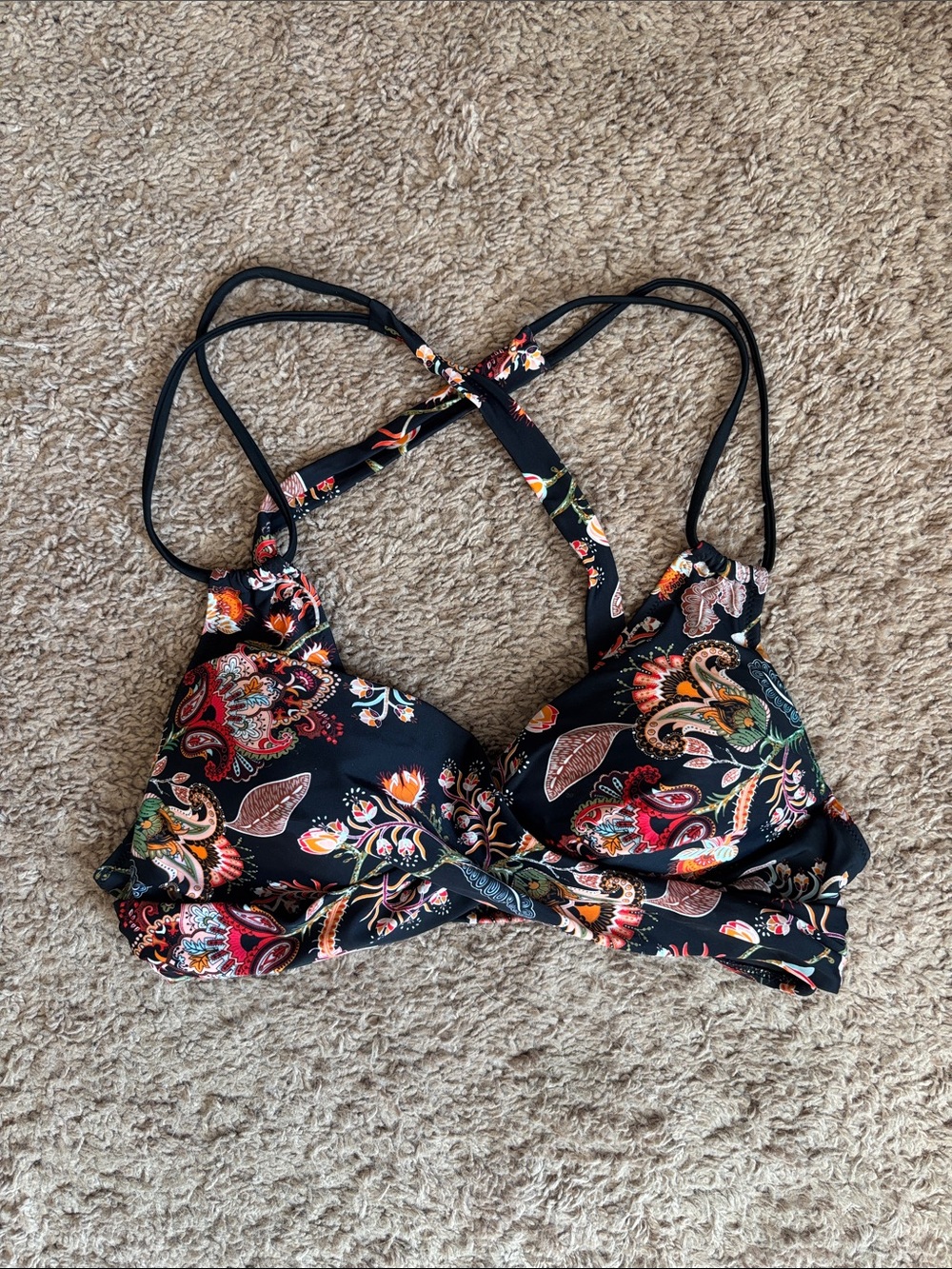 CUPSHE Floral Paisley Black Bikini Cross Back Top